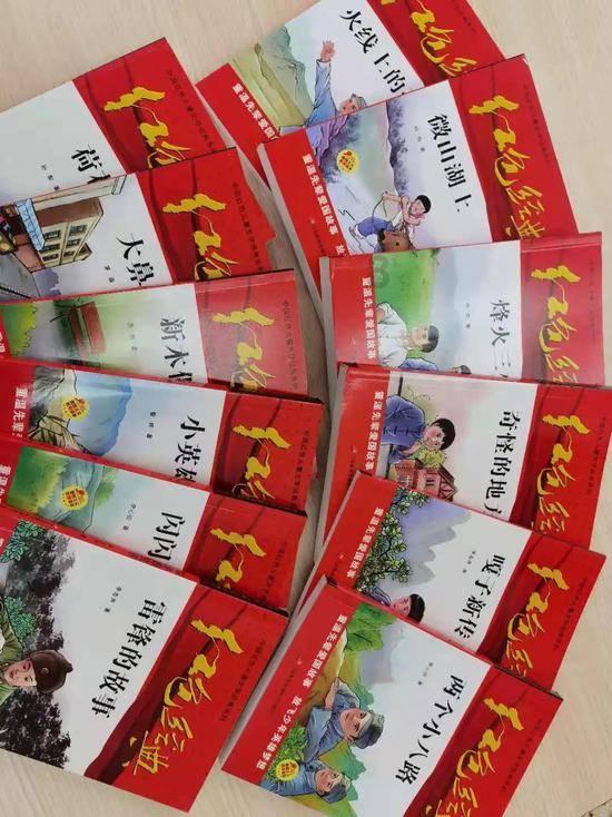 华侨城A：预计去年公司归母净亏损最多72亿元，旅游业务明显改善